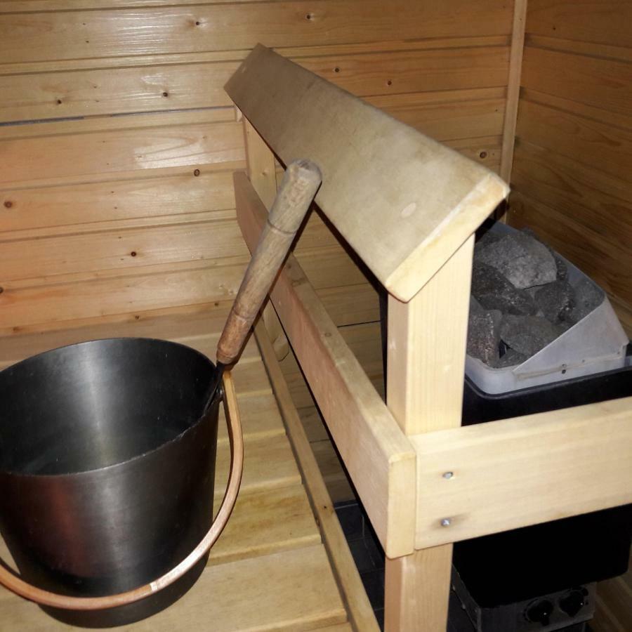 Koti Pyhaejaerven Rannalla Tampereella Eksteriør billede